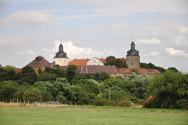 File:Hundisburg50 DSC0774.JPG