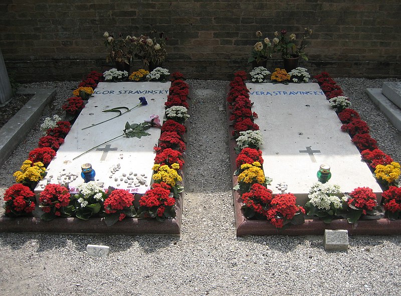 File:Igor Michelle Stravinsky gravestone.jpg