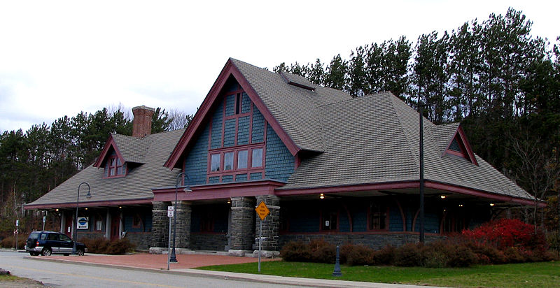 File:Image-Adirondack Scenic Railroad - Saranac Lake Stn - Front.jpg