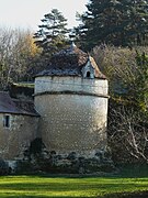 Le pigeonnier du château de Jaure.