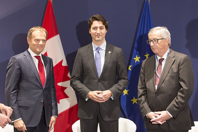 File:Jean-Claude Juncker and Donald Tusk met with Canadian PM Trudeau at the COP21.jpg