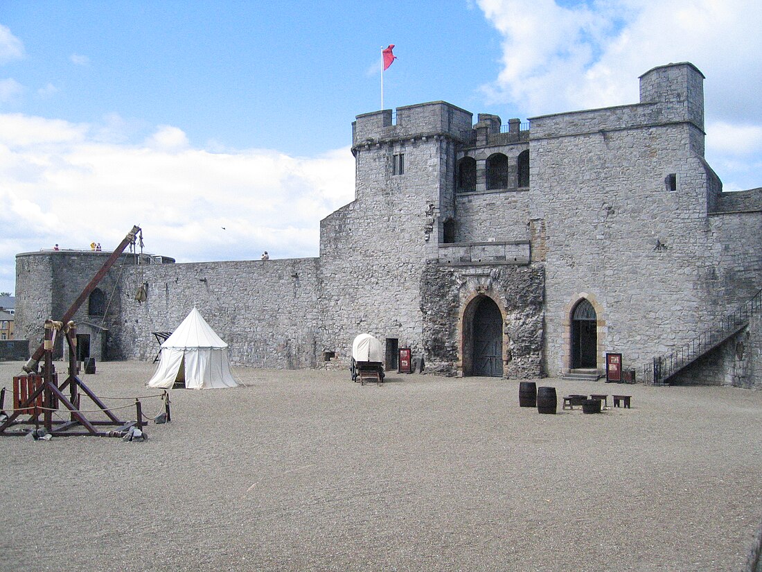 File:King John's Castle in Limerick (1).jpg