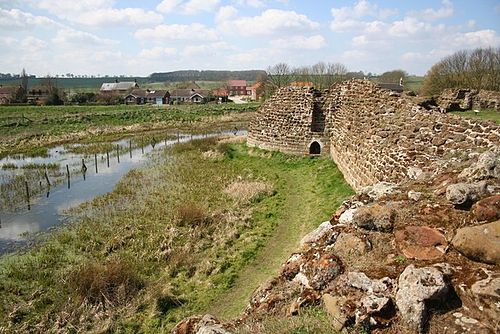 Kitchen Tower - geograph.org.uk - 426284.jpg