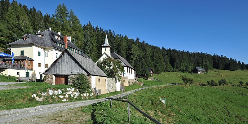 File:Kleinlobming Stüblergut 5859.jpg