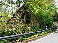 Wohnhaus eines Mühlenanwesens und Bergkeller auf dem Grundstück (Teichmühle Kössern)