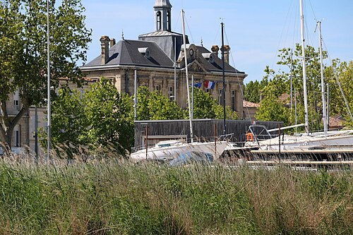 Rideau métallique Pauillac (33250)