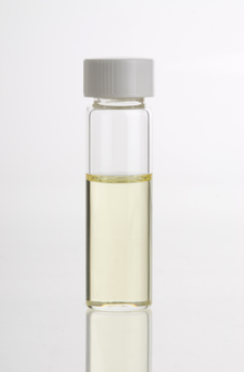 A glass vial of lavender oil LavenderEssentialOil.png