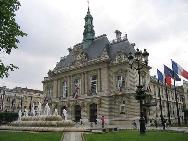 Ang Town Hall of Levallois-Perret