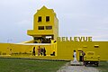 Bellevue Linz, Das Gelbe Haus, yellow house, art project for Linz09