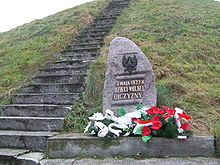 Polski: Pomnik przy Kopcu Wolności