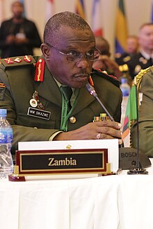 Генерал-лейтенант Уильям Сикадзве во время саммита сухопутных войск Африки 2019.jpg