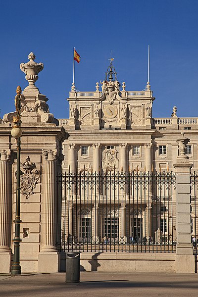 File:Madrid. Royal Palace. Spain (4084573810).jpg