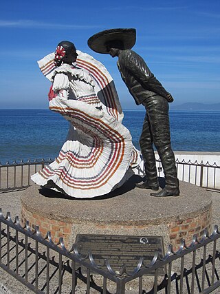 <i>Vallarta Dancers</i> Sculpture in Puerto Vallarta, Mexico