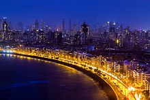 Marine Drive during dusk. Marine Lines Mumbai 2021.jpg