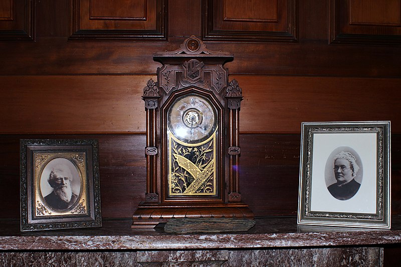 File:Martinez, CA USA - John Muir National Historic Site (Photo of dr. John Strentzel -Polish Jan Strencel- and his wife Louisiana) - panoramio.jpg