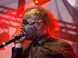 Attila Csihar Jalometalli-festivaaleilla vuonna 2008.