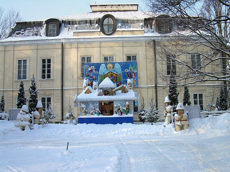 File:Nałęczów, Poland - February, 2010 - panoramio.jpg