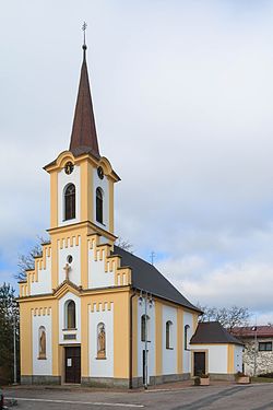 Kostel Svaté rodiny v Nahořanech