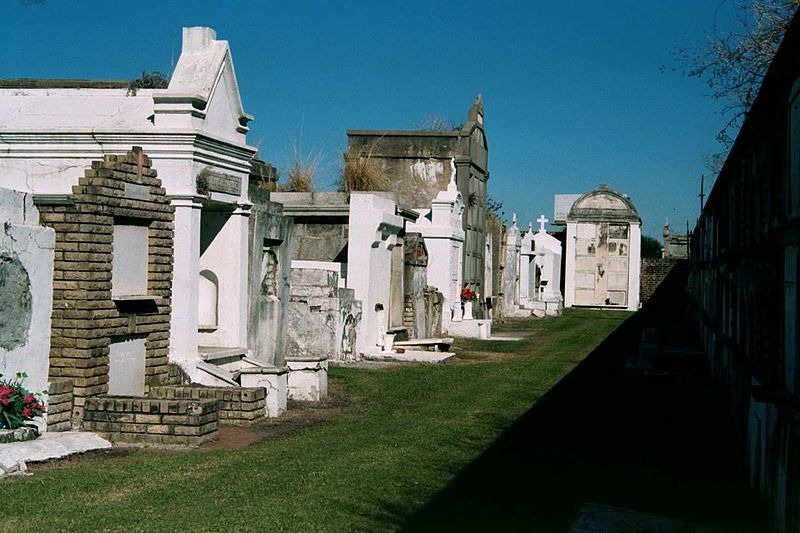 File:New-orleans-cemetery.jpg - Wikimedia Commons