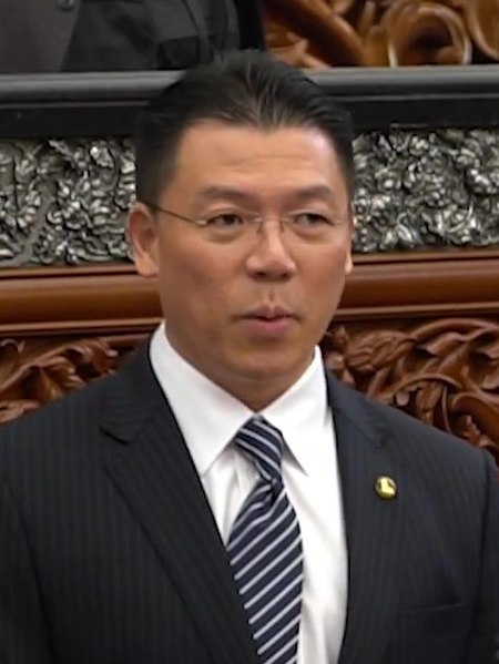 Fail:Nga_Kor_Ming_as_Deputy_Speaker_of_Parliament_of_Malaysia_2018.jpg