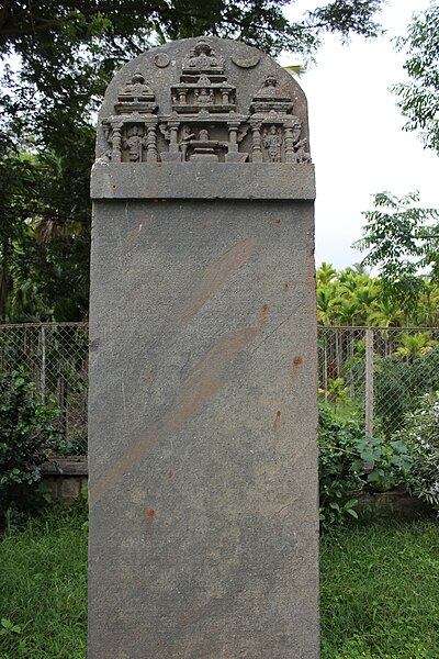 File:Old Kannada inscription in Kedareshvara temple at Balligavi 1.JPG