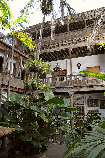 Courtyard of the Casa de los Balcones