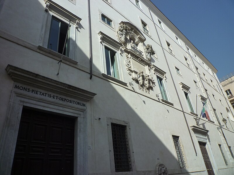 File:Palazzo del Monte di Pietà - panoramio (3).jpg