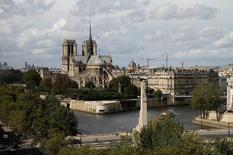 File:Paris-Notre Dame-184-vom Institut du monde arabe-2017-gje.jpg