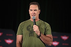 Patrick Warburton (52113090633).jpg