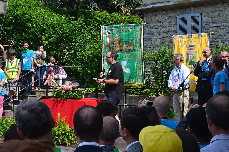 File:People at Wikimania 2016 - (30).jpg