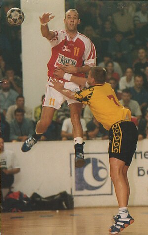 Manaskov in action Pepi Manaskov handball player.jpg