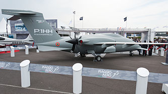 English: Piaggio P.1HH Hammerhead UAV mock-up at Paris Air Show 2013. Deutsch: Piaggio P.1HH Hammerhead UAV Mock-up auf der Paris Air Show 2013.