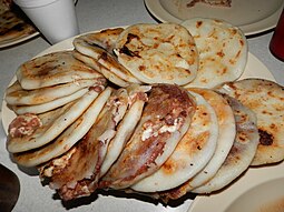 Pupusas El Salvador Centro America.JPG 