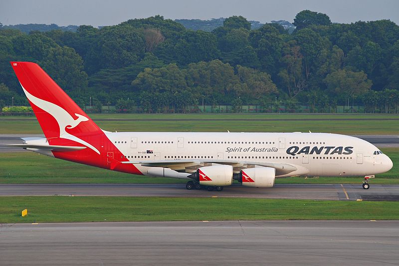 File:Qantas Airbus A380-842; VH-OQB@SIN;07.08.2011 617bq (6069396936).jpg