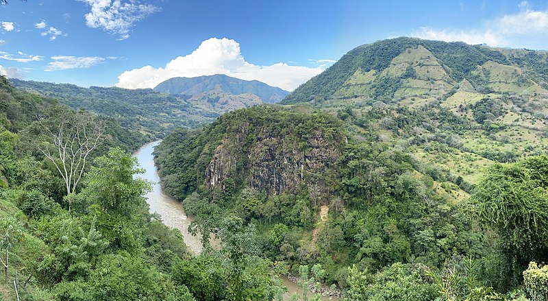 File:Río Cauca, Colombia 02.jpg