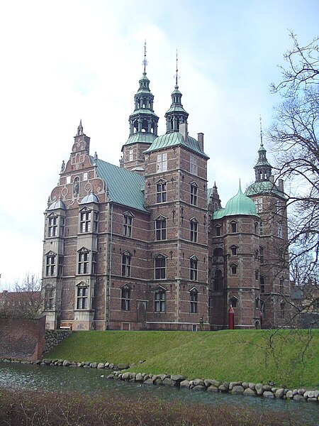 File:Rosenborg right.jpg