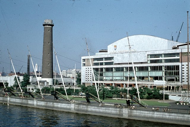 Royal Festival Hall c.1959 and the now-demolished Shot Tower.