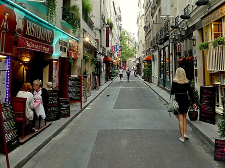 Rue Grégoire de Tours (Paris) 2010 07 29