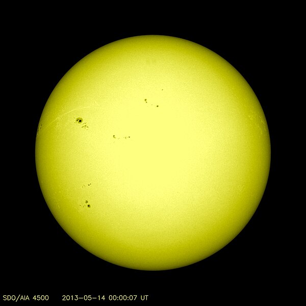 File:SDO 20130514 000007 4096 4500 (AIA).jpg