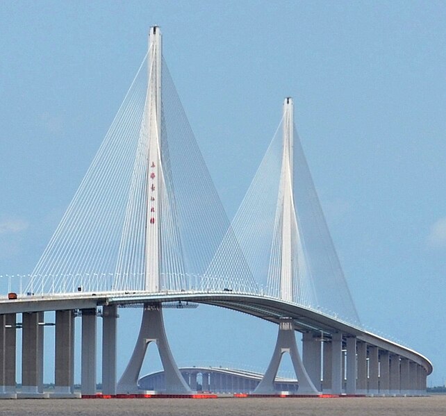 File:Shanghai Yangtze River Bridge.JPG