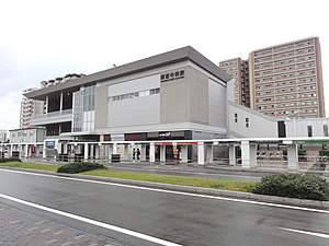 Shingu-Chuo Station Ost 20141012.jpg