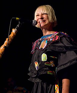 Stefani was appreciative of Sia's contributions to "Start a War". Sia at Seattle.jpg