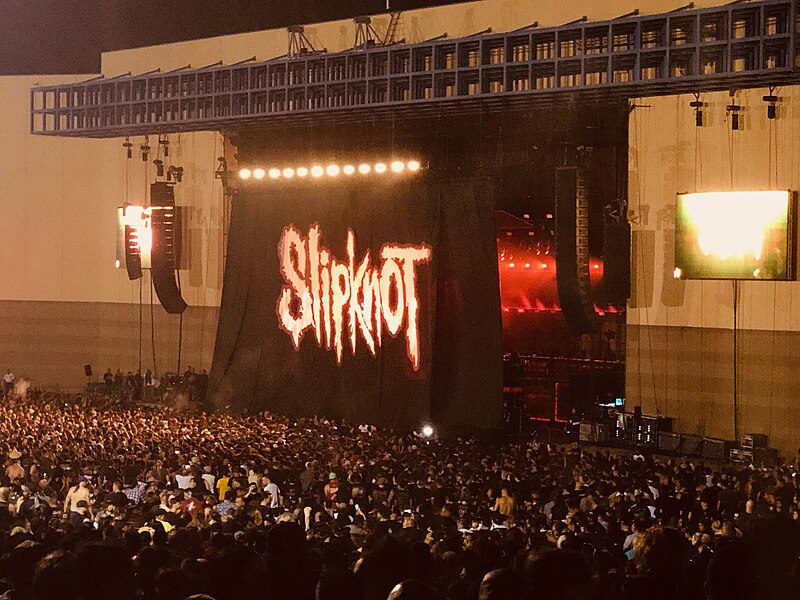 File:Slipknot set at the 2019 KNOTFEST ROADSHOW in San Bernadino Glen Helen Amphitheater on July 27, 2019.jpg