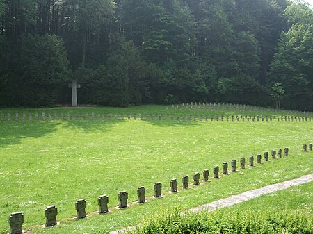 Soldatenfriedhof Böddeken 002