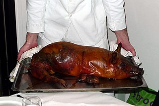 <span class="mw-page-title-main">Suckling pig</span> Piglet fed on its mothers milk