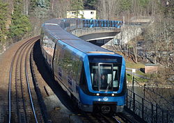 Stockholms Tunnelbana Röda Linjen: Historia, Trafikering, Bilder