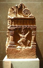 Balustrade-holding Yaksha, Madhya Pradesh, India, Shunga period (2nd-1st century BCE). Musee Guimet. SungaAtalante.JPG