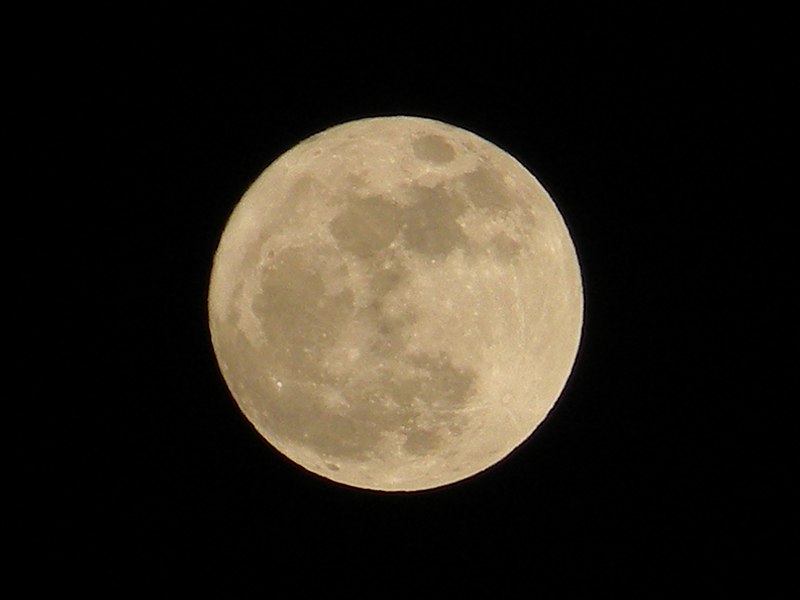 File:Supermoon - Howrah 2011-03-19 1881.JPG