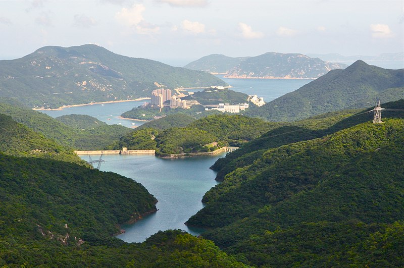 File:Tai Tam Tuk Reservoir.jpg