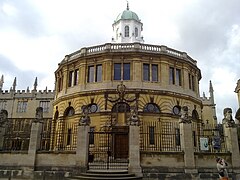 La Sheldonian de en tuta Broad Street.jpg